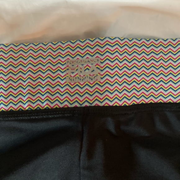FILA Sport Performance Women’s Athletic Rainbow capris Leggings POCKETS Size XL - Picture 14 of 14